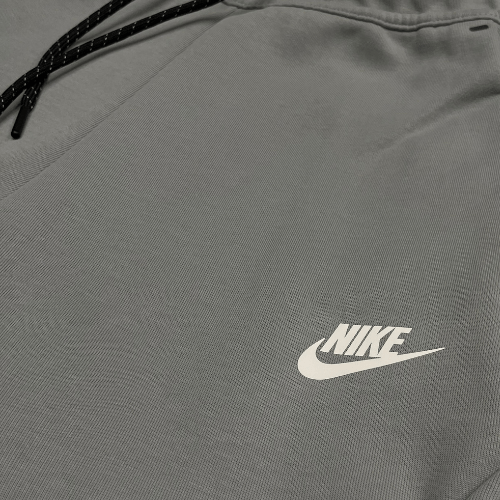 Nike Tech Fleece Joggers - Particle Grey (3rd Gen - Old Season)