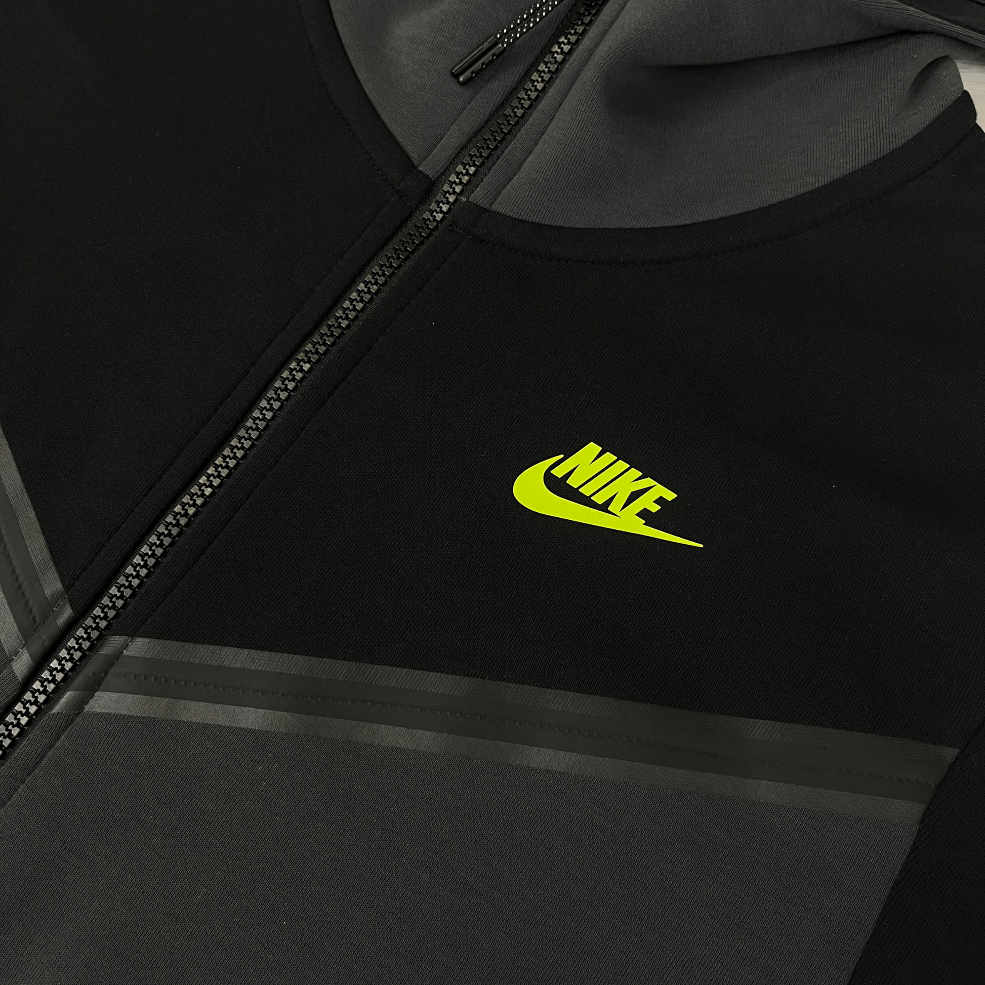 Nike Tech Fleece Hoodie - Black / Anthracite / Volt (3rd Gen - Old Season)